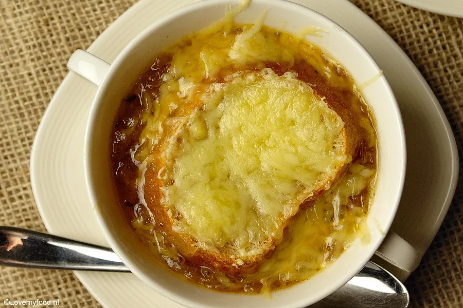 Soupe à l'Oignon